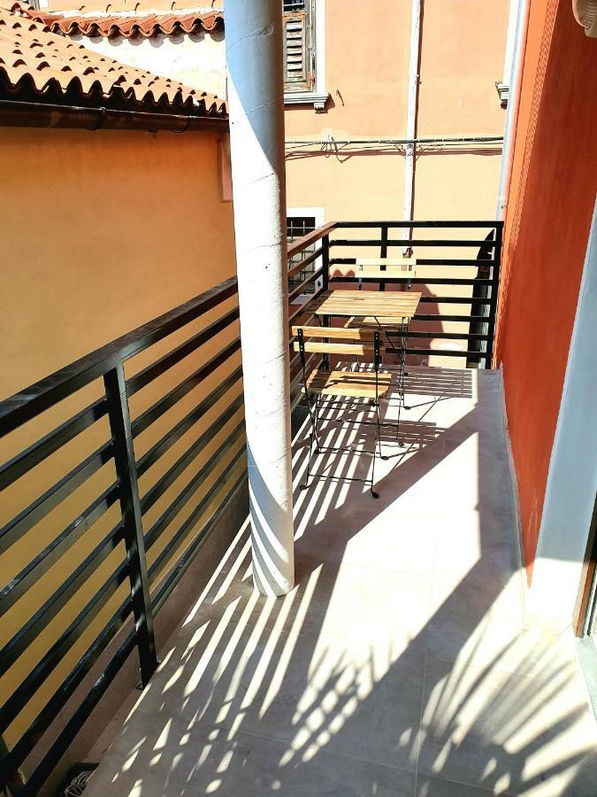 Casa Orange 2 Leilighet Koper Eksteriør bilde